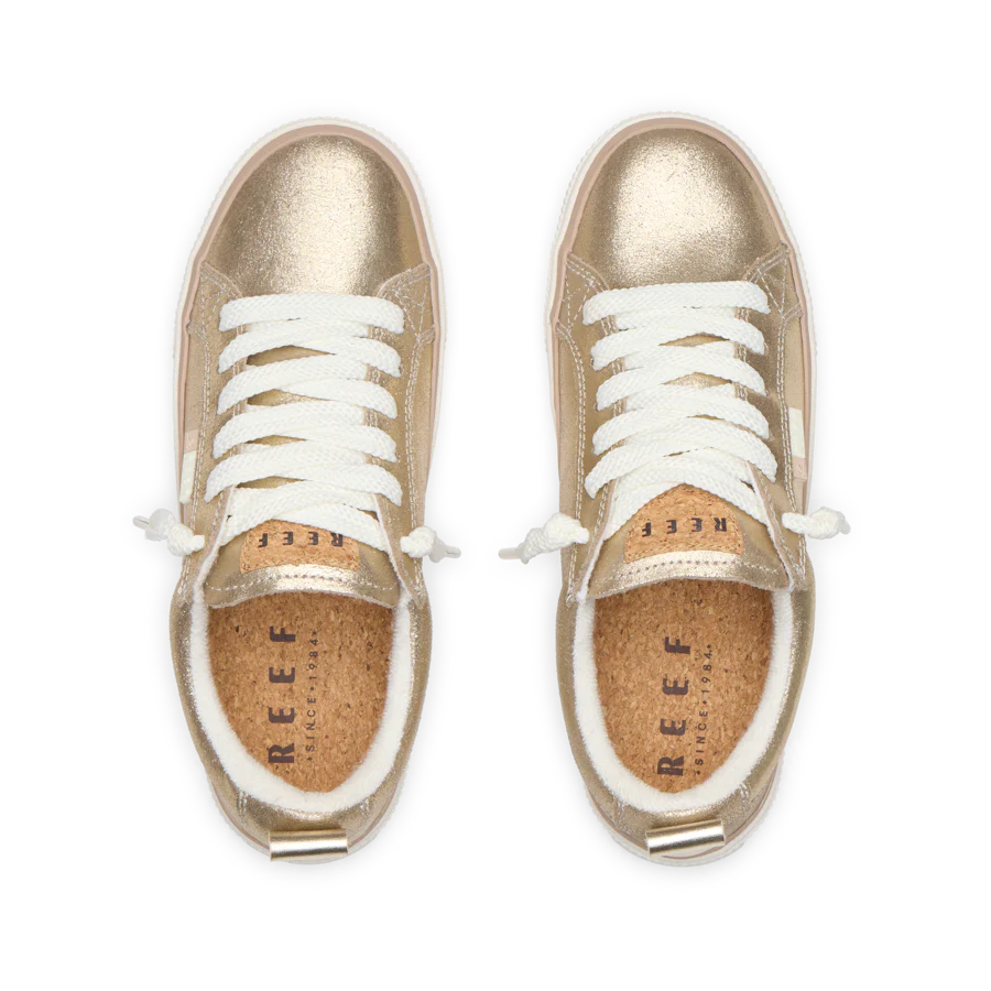 CJ5192_LAY_DAY_DAWN_CHAMPAGNE_SUEDE_T_SHADOW-900x900-c4cc11b.webp