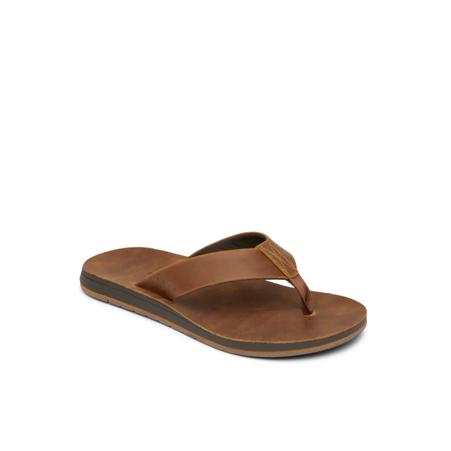 CJ6246_OJAI_CLASSIC_DARK_BROWN_MAIN_shadow-900x900-c4cc11b.webp