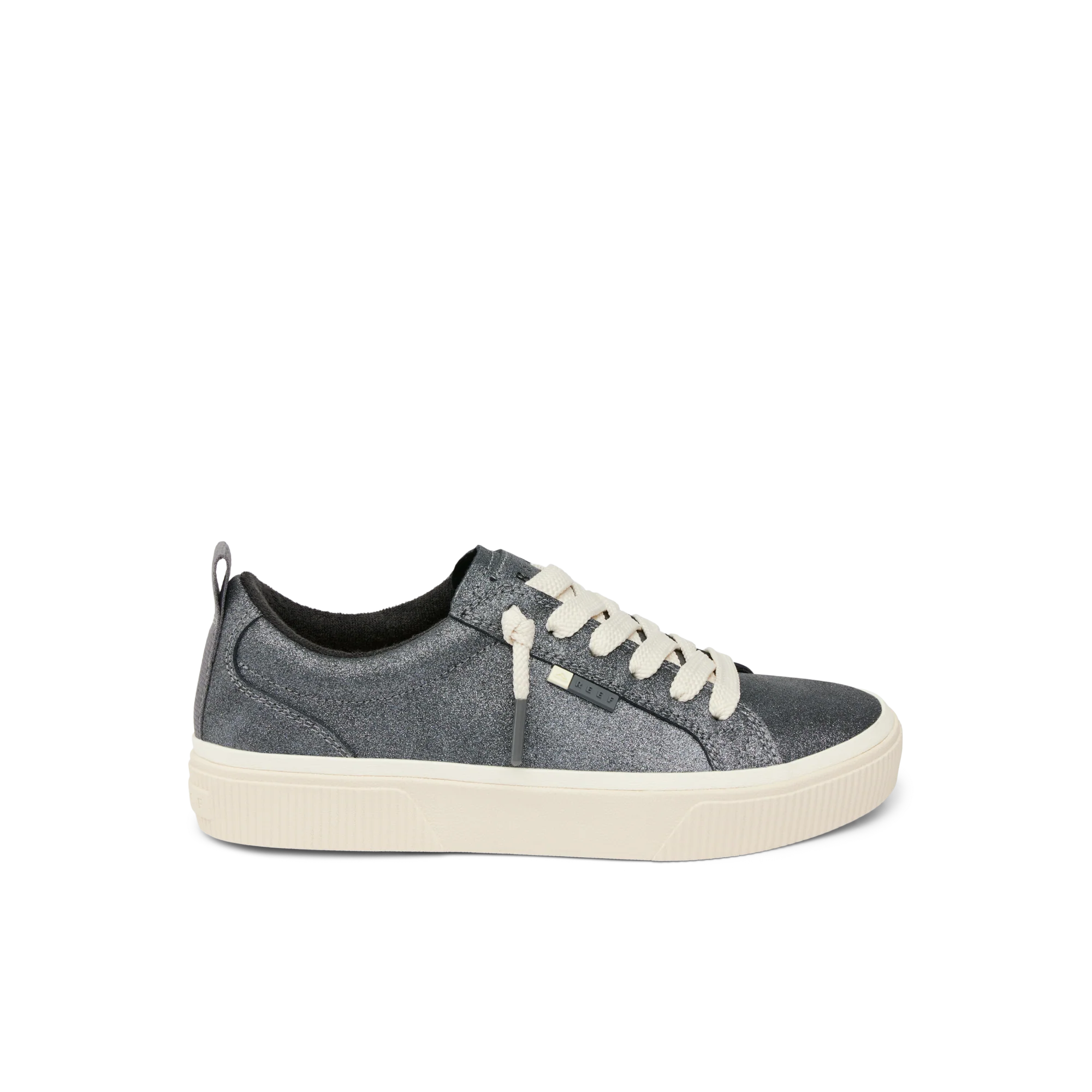 CJ6680_LAY_DAY_DAWN_GLITTER_SUEDE_RS_shadow-2000x2000-064a3d6.webp