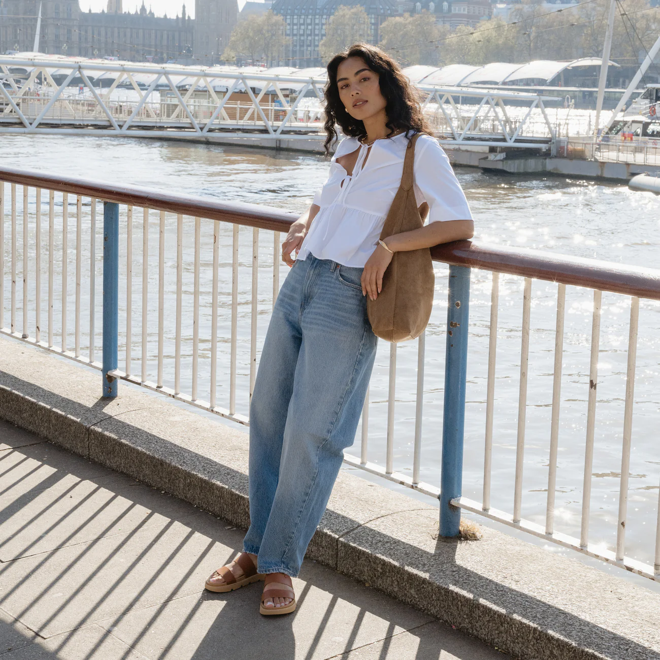 CJ7371_VISTA_LUXE_THEA_LEATHER_BROWN_-199-1500x1876-9e549bf_1.webp