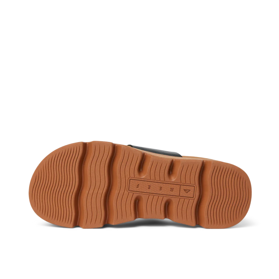 CJ7374_VISTA_LUXE_SIAA_BLACK_TAN_O-900x900-c4cc11b.webp