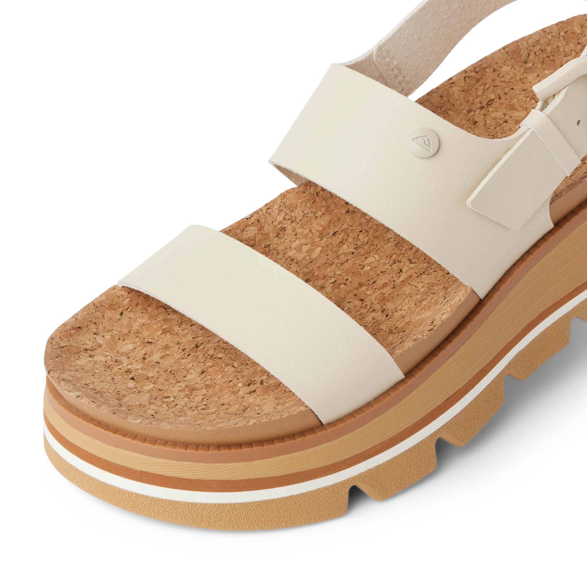 CJ7375_VISTA_LUXE_LIAH_WHITE_TAN_DTL1_SHADOW.webp