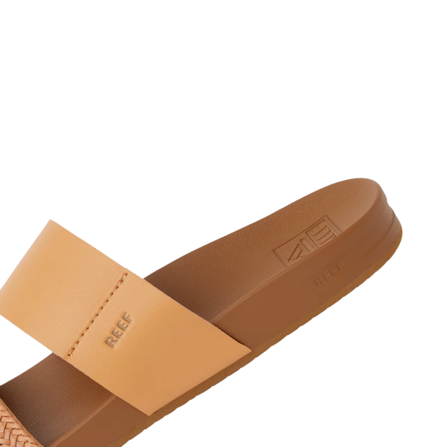 CJ8104_CUSHIONVISTA_NATURALBRAID_DTL2_SHADOW-900x900-c4cc11b.webp