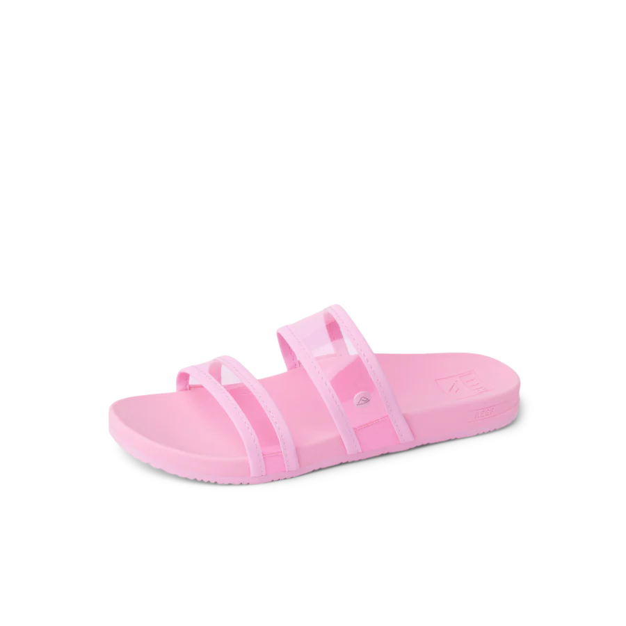 CJ8389_KIDS_CUSHION_VISTA_JELLY_PINK_LS_SHADOW-900x900-c4cc11b.webp