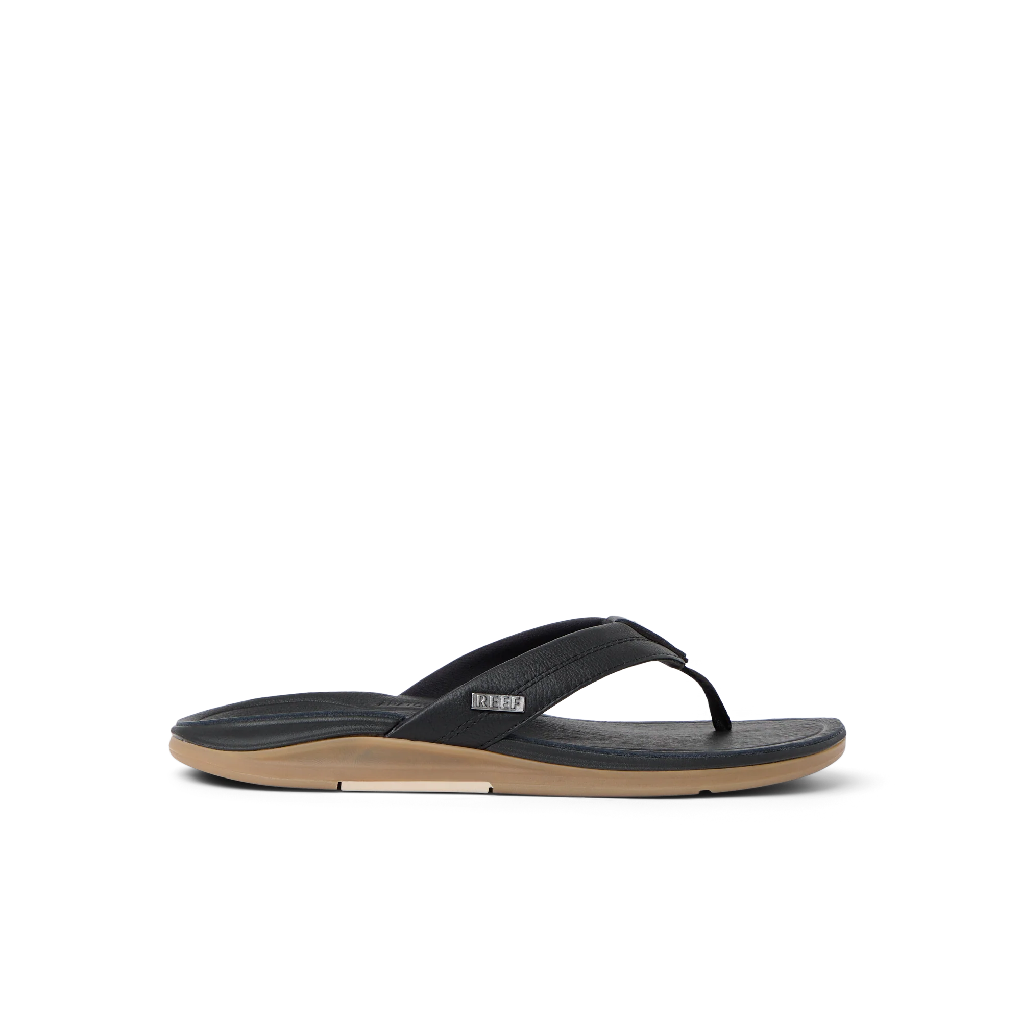 CJ9056_LEATHER_OFFSHORE_BLACK_RS_SHADOW.webp