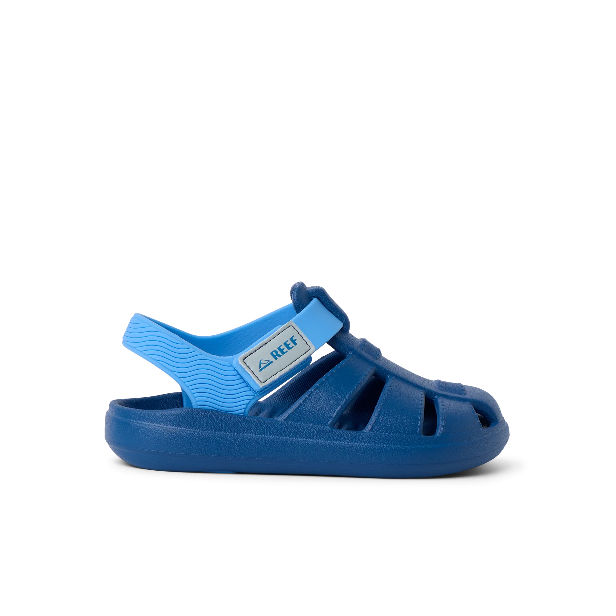 CJ9135_TOTALLY_BEACHIN_BLUE_LIGHT_BLUE_RS_SHADOW.webp