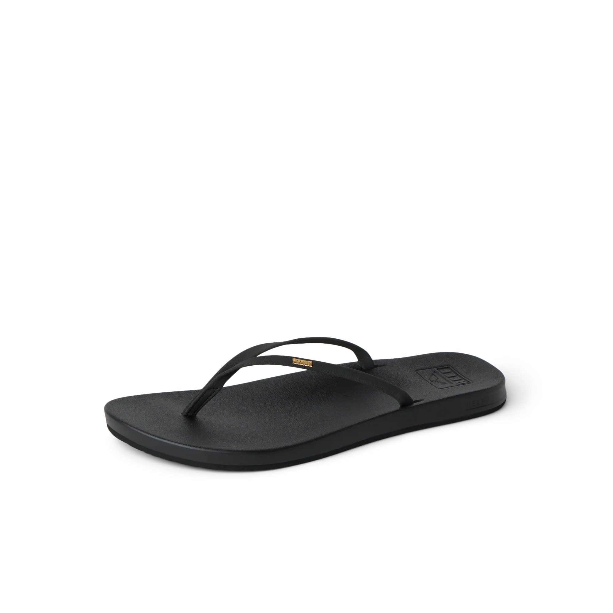 RF0A39U6BLA_CUSHION_SLIM_BLACK_LS_SHADOW.webp