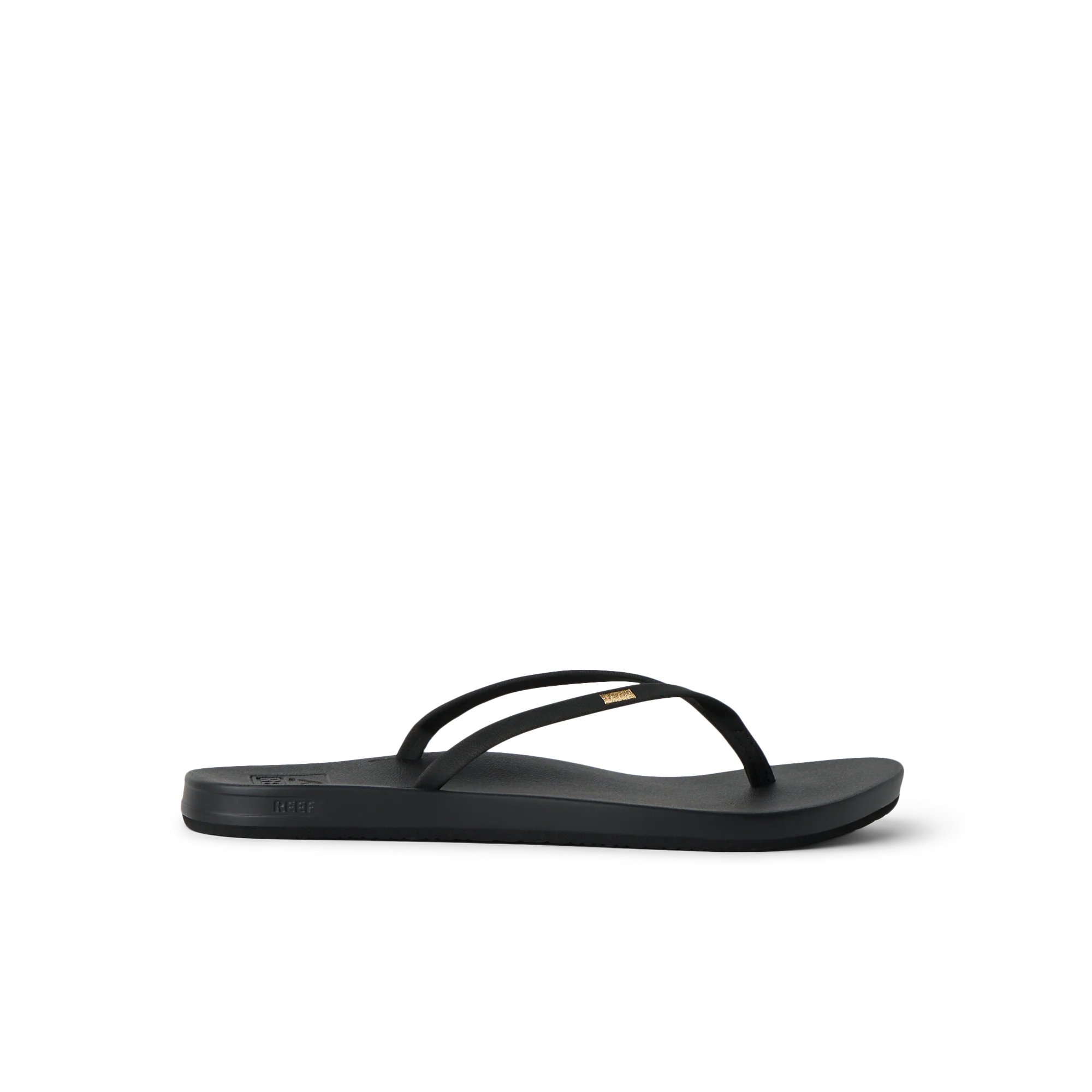 RF0A39U6BLA_CUSHION_SLIM_BLACK_RS_SHADOW.webp